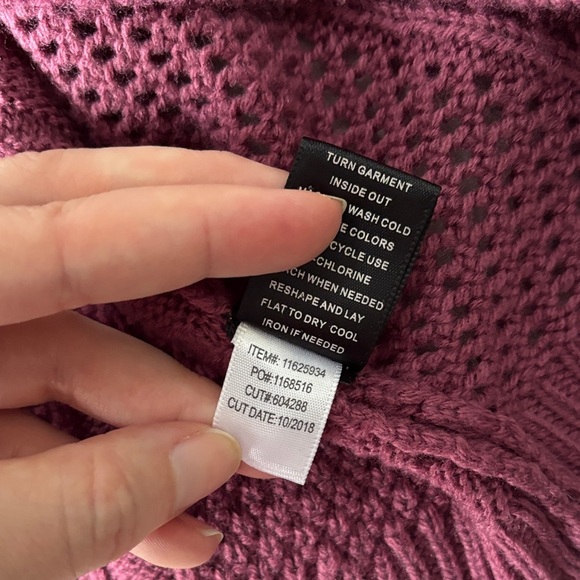 TORRID Ombre Pink Cable Knit V-Neck Sweater Tunic 0 (12 L) - Picture 4 of 8